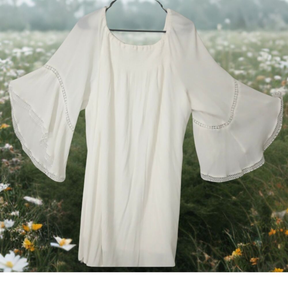 WOMENS TUNIC BOHEMIAN-STYLE WHITE DRESS by: JUST FOUND